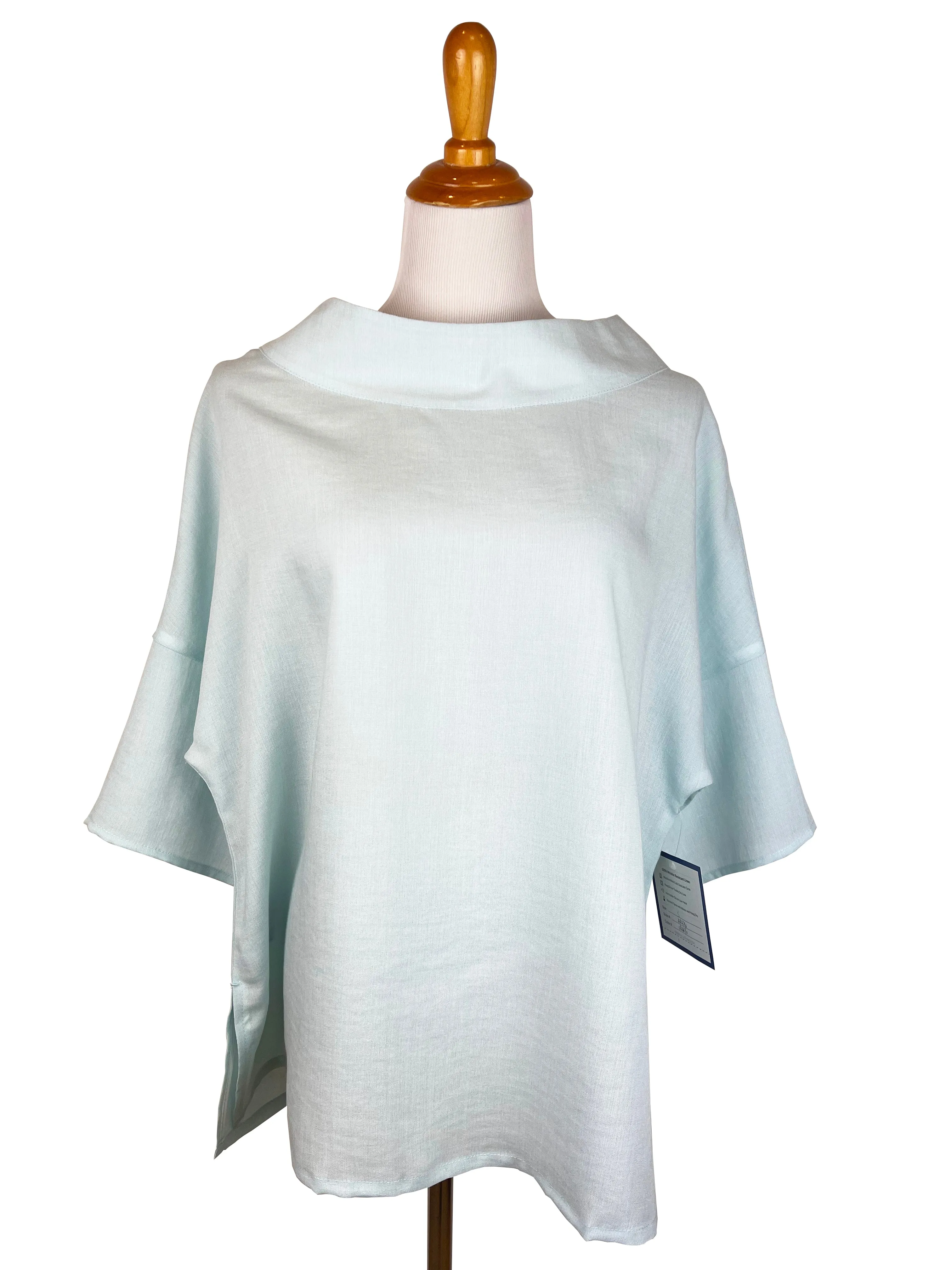 AA374 - Mila Linen Pullover Top