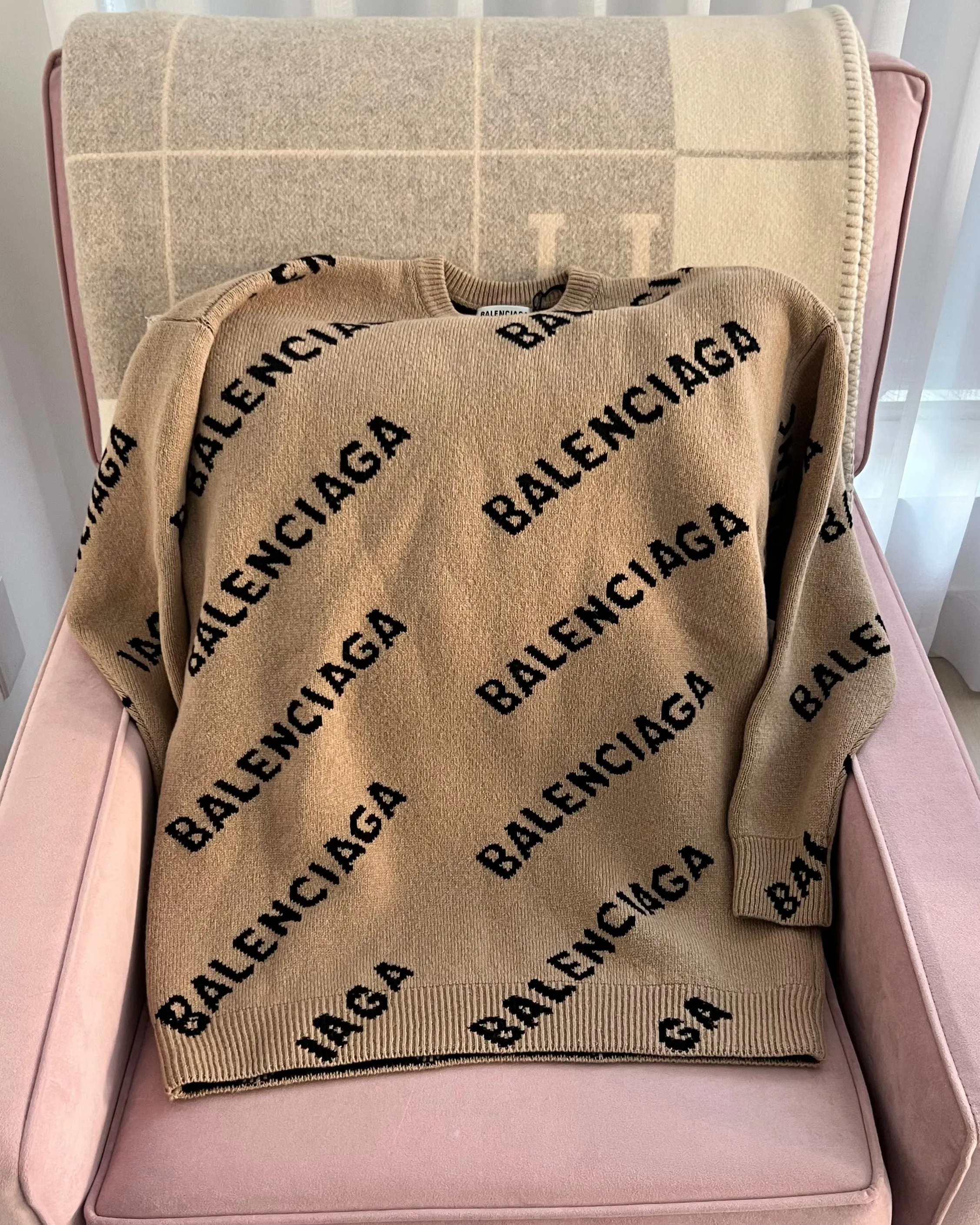 Balenciaga Logo Crew Neck Pullover