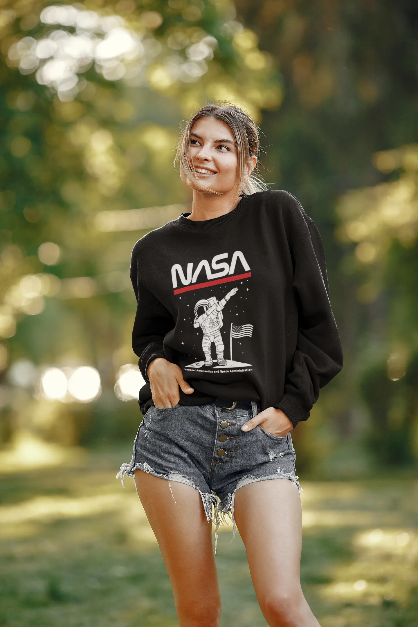 NASA Astronaut Dab: ALIEN & SPACE- Winter Sweatshirts