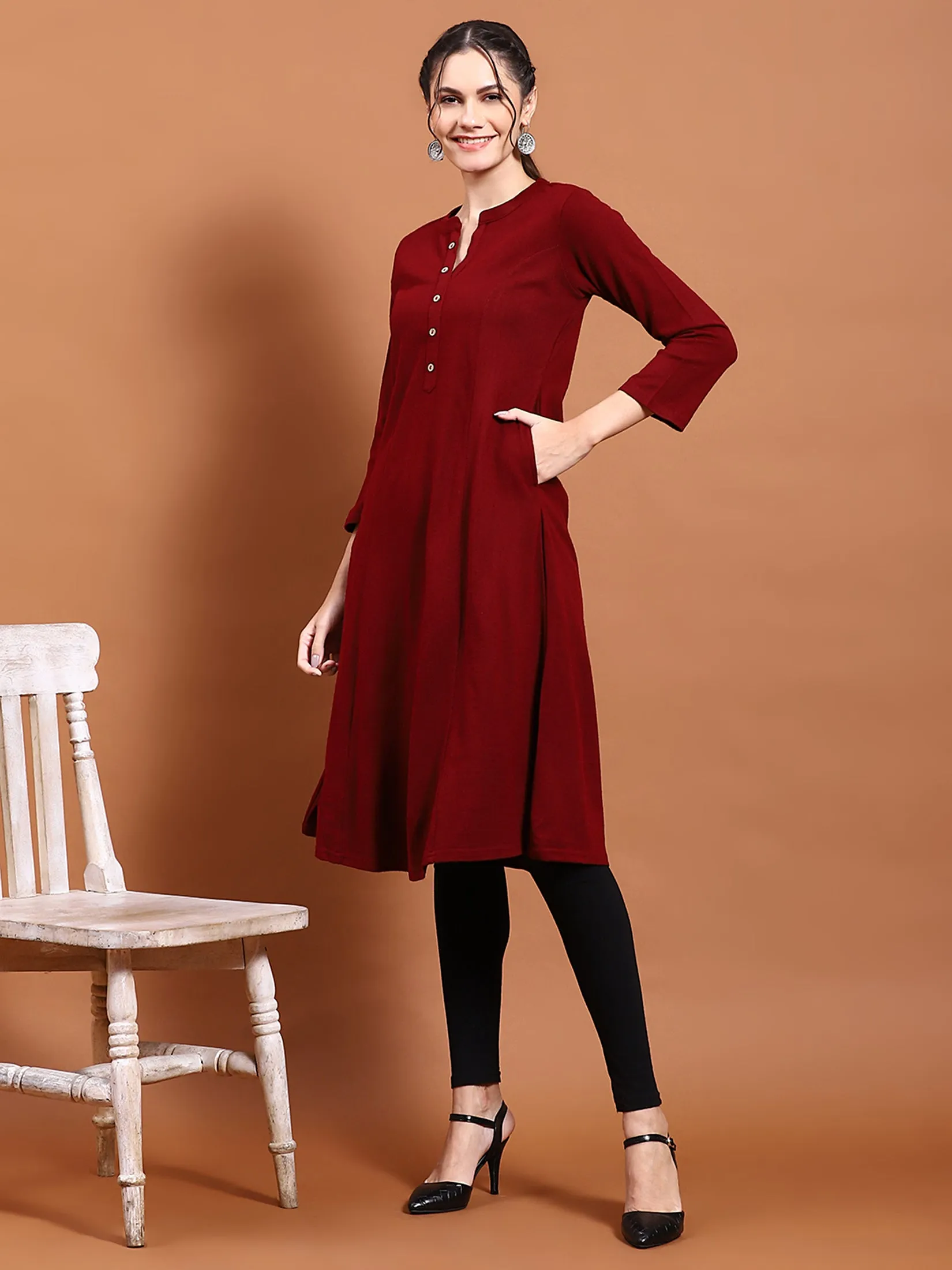 Winter Women Maroon Solid Kurta